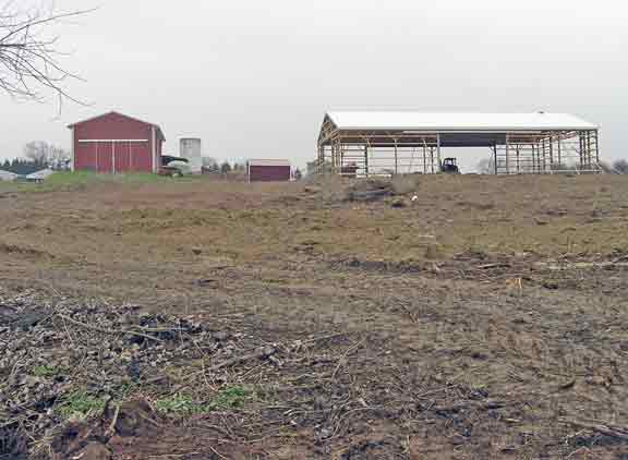 Another view at the skeleton for the new barn